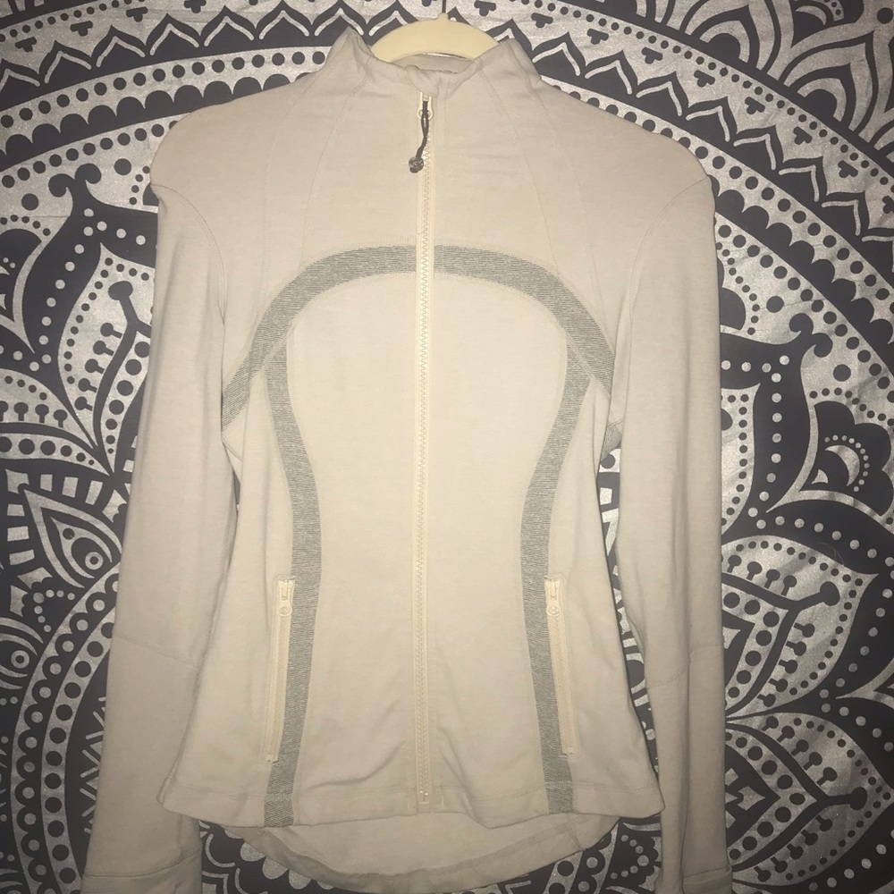 Gray lululemon define jacket